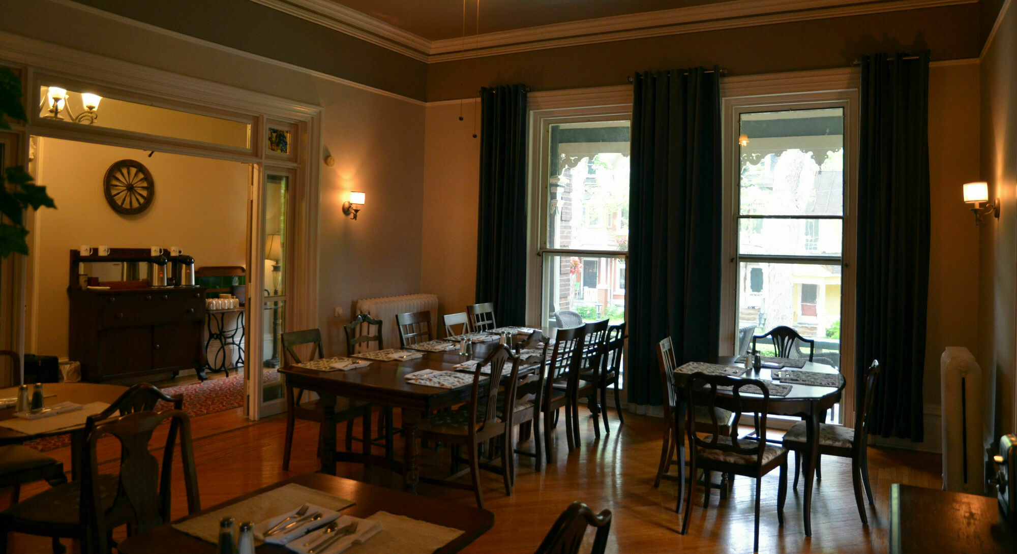 Hochelaga Inn Kingston Exterior foto